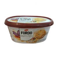 بستنی فوردو زعفرانی با پسته و خامه کاله 650 گرم